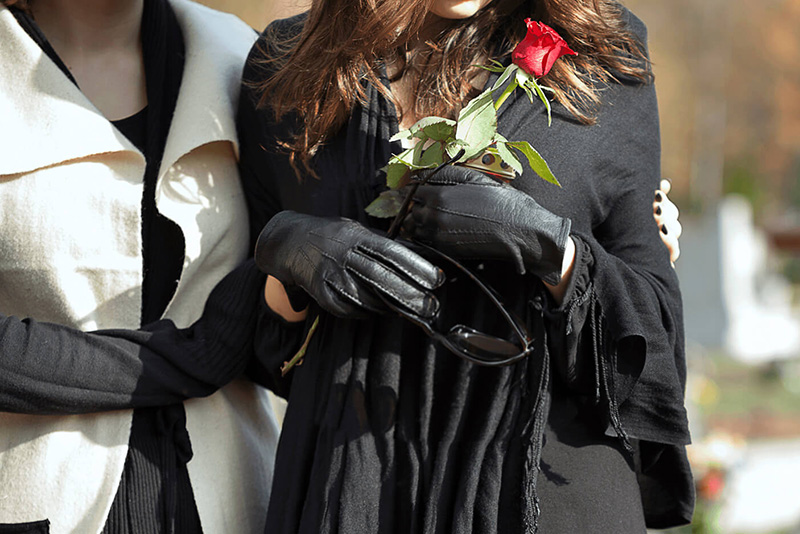 Можно ли беременным присутствовать на похоронах