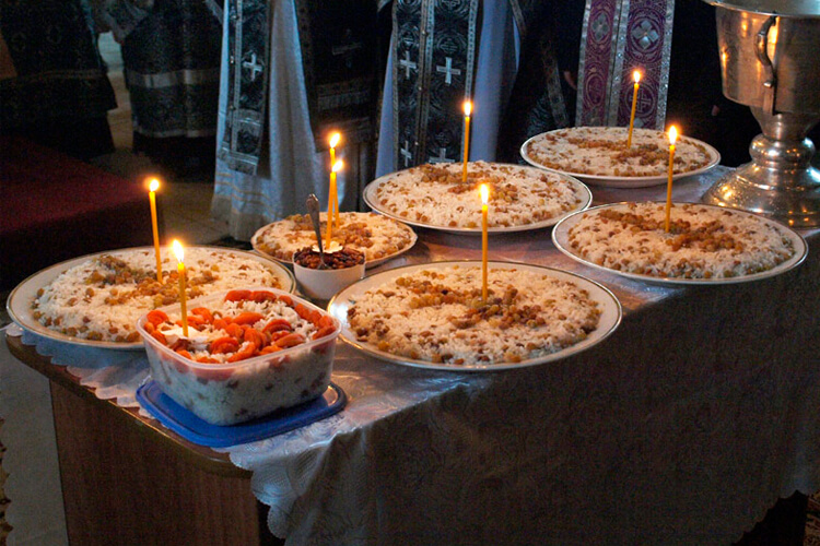 Поминальная трапеза в постные дни