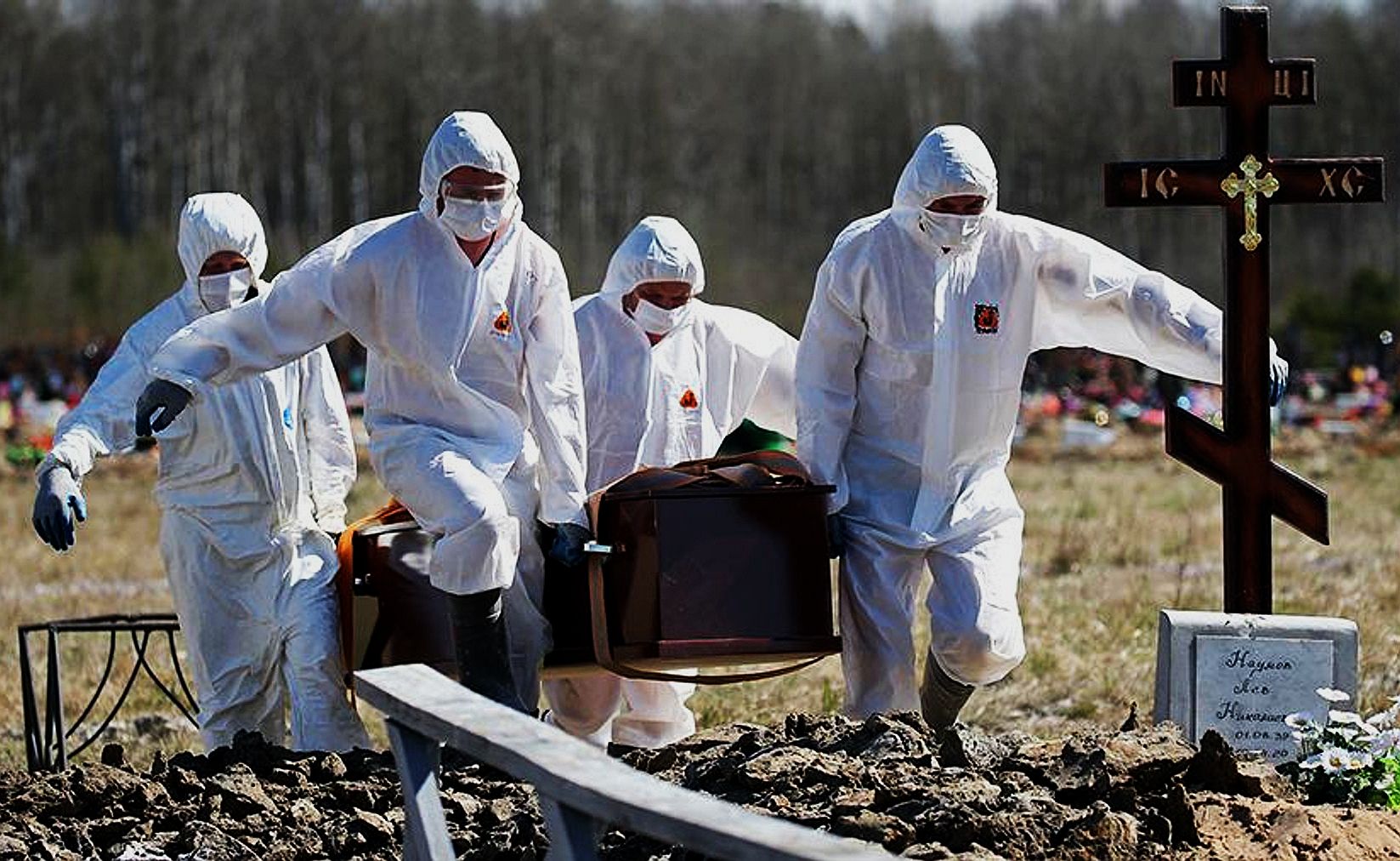 Российские знаменитости, умершие от коронавируса